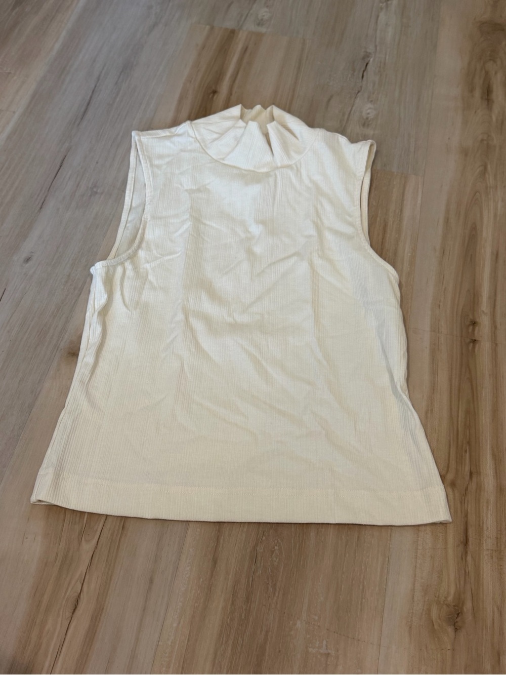 Varley Cream Ribbed Mock-Neck Tank